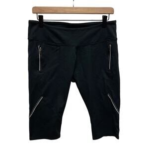 Fabletics Black Capri Workout Leggings Large